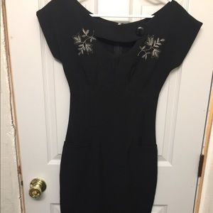 Bettie Page Fitted Black Dress w Keyhole XS